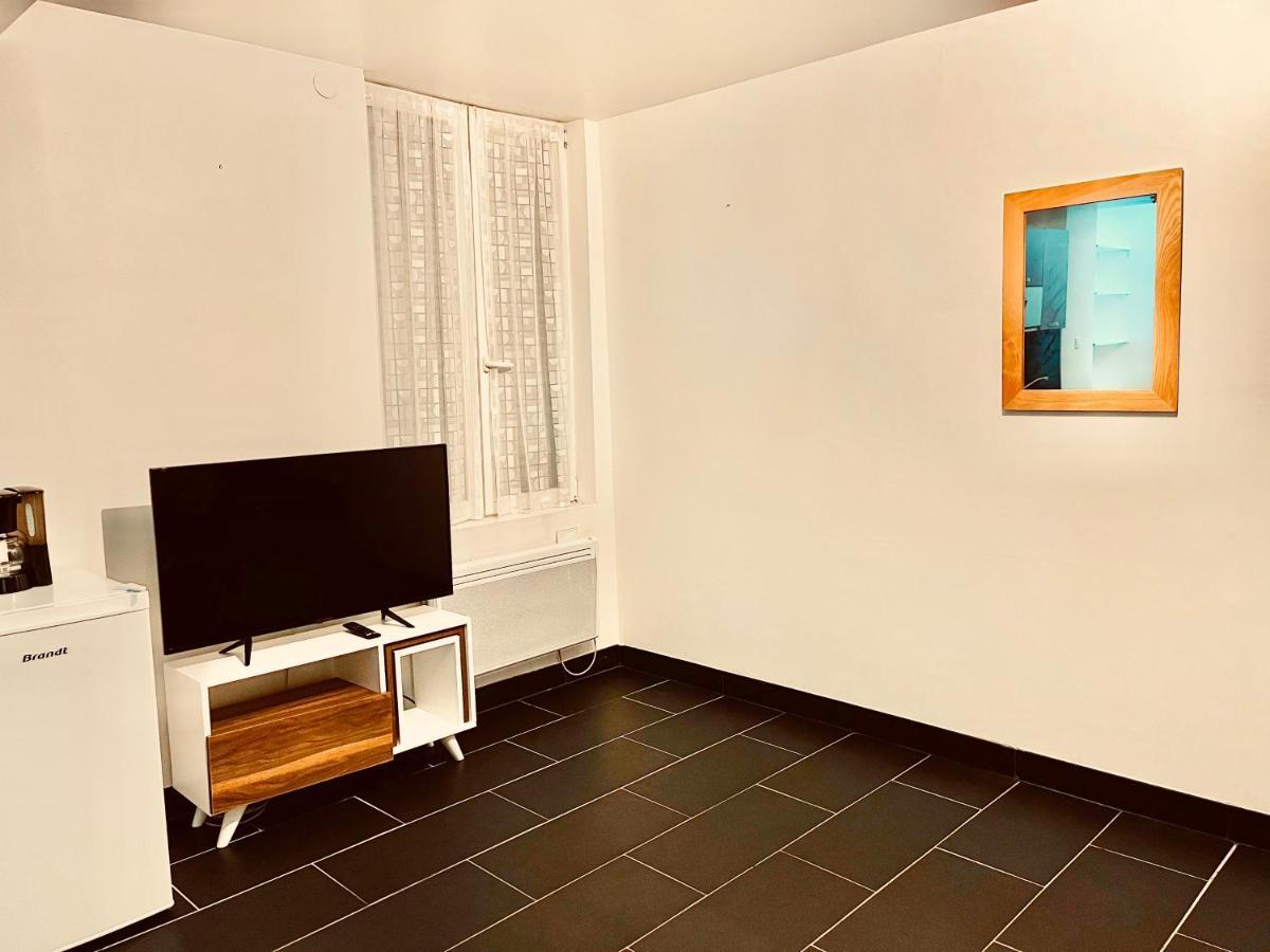 Studios Au Quartier Pavillonnaire Rue D Ambert オルレアン エクステリア 写真