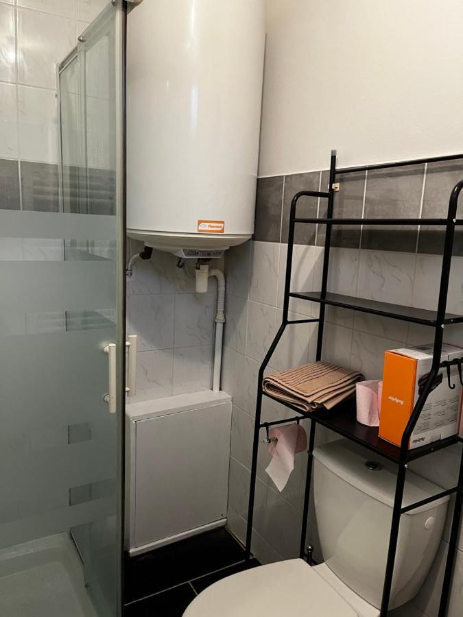 Studios Au Quartier Pavillonnaire Rue D Ambert オルレアン エクステリア 写真