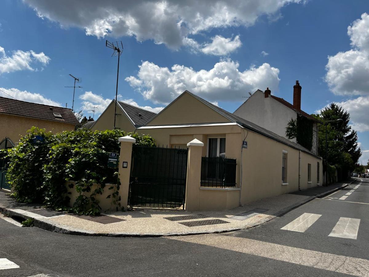 Studios Au Quartier Pavillonnaire Rue D Ambert オルレアン エクステリア 写真